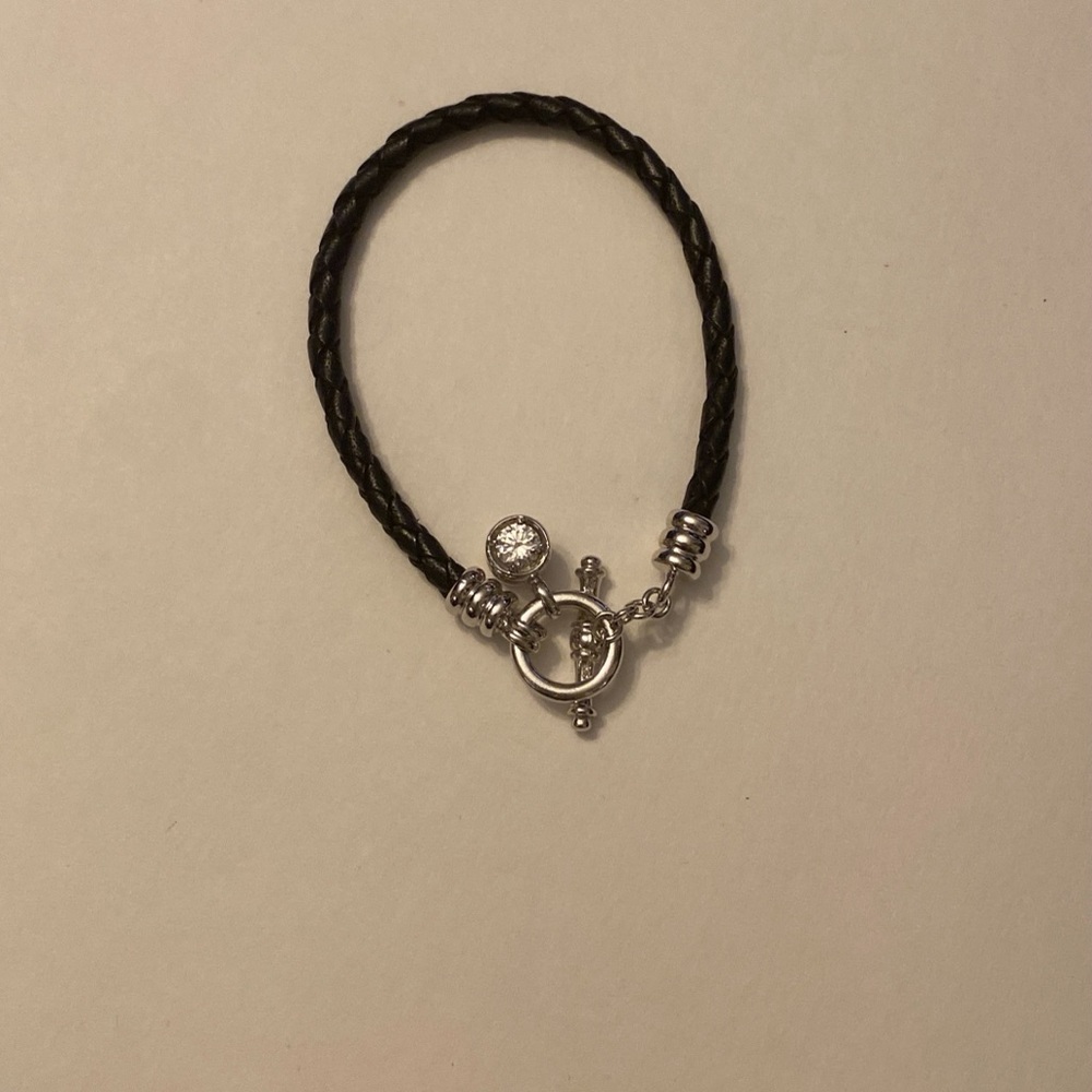New! Sterling Silver leather Braided Bracelet with toggle clasp - Picture 2 of 4